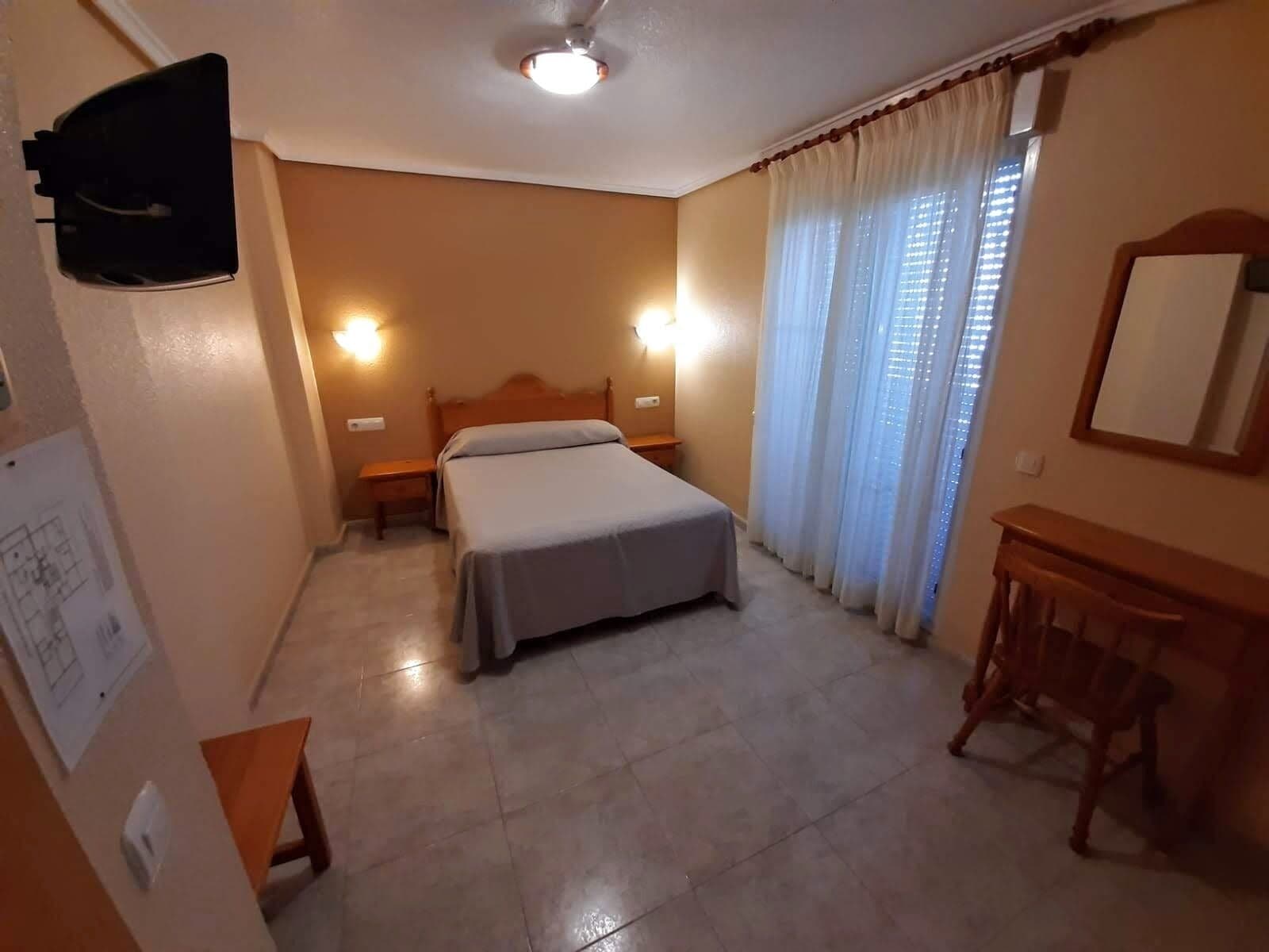 غرفة بسرير مزدوج بشرفة، Hotel Cano 6/9