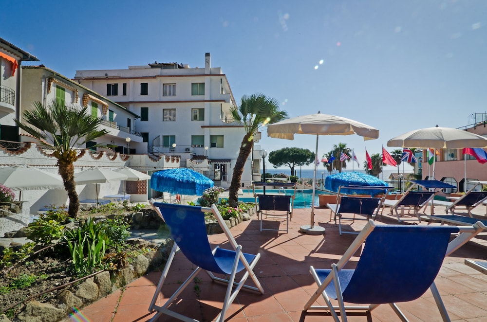Hotel Ariston Montecarlo 34/50