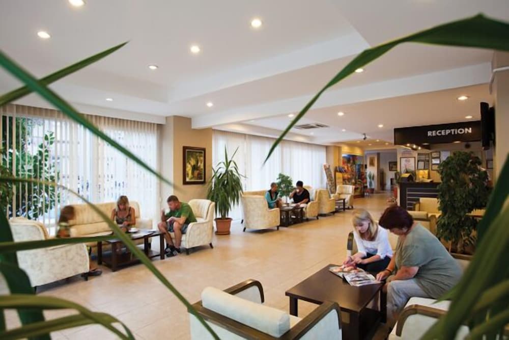HELIOS HOTEL 31/55