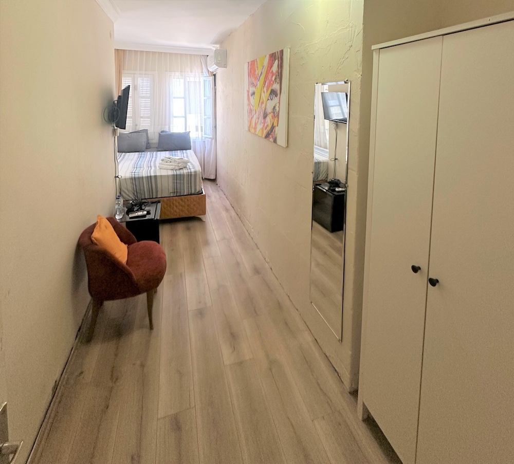 Kekik Alacati Otel 27/50