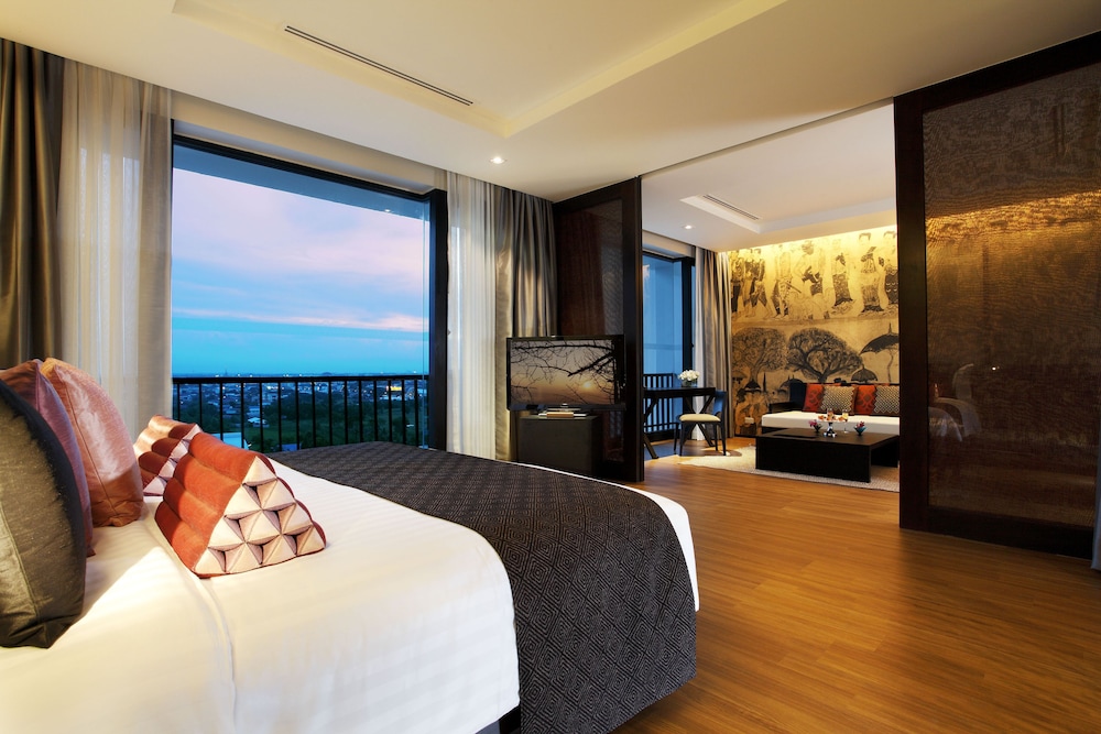 AVANI Khon Kaen Hotel and Convention Centre 12/69