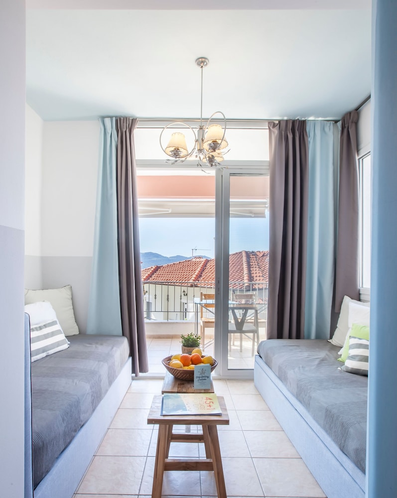 Alterra Vita Apartments 12/50