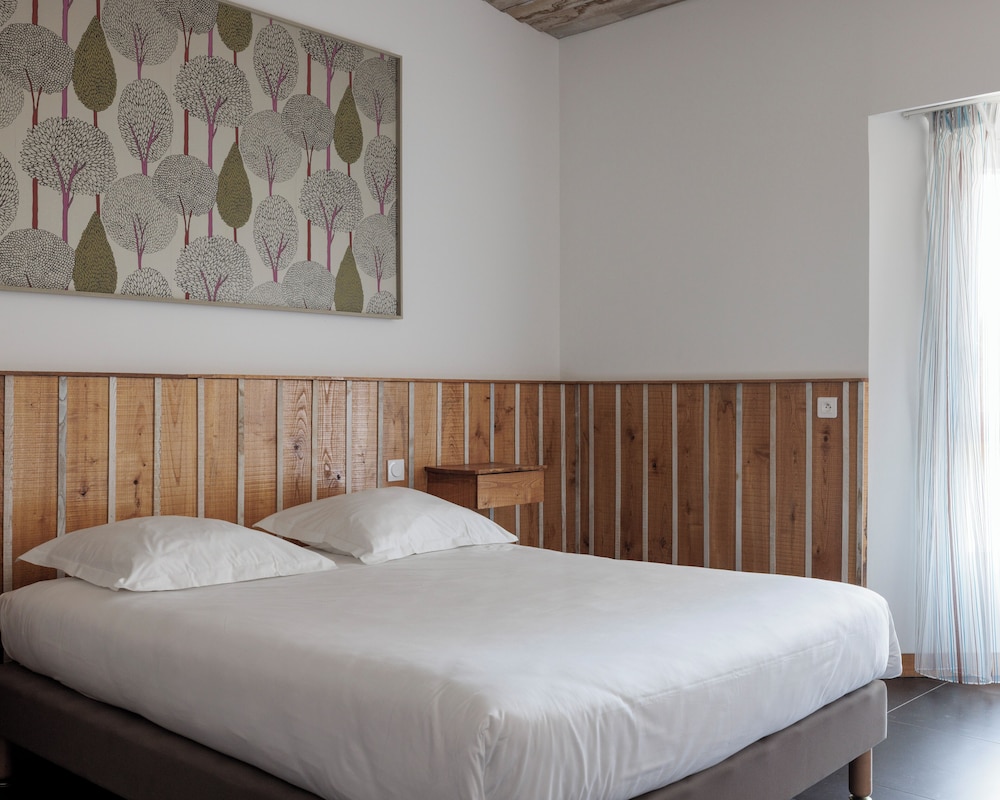 Le Relais Du Boisniard 6/25