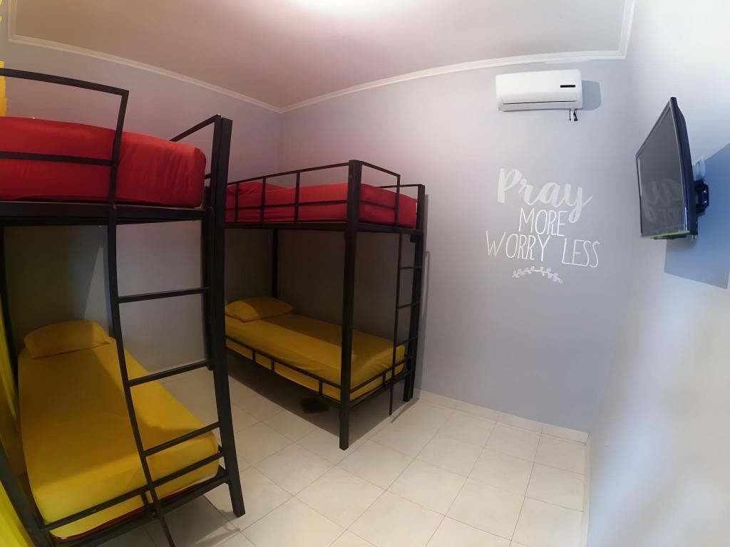 Private, 4 Bunk Beds