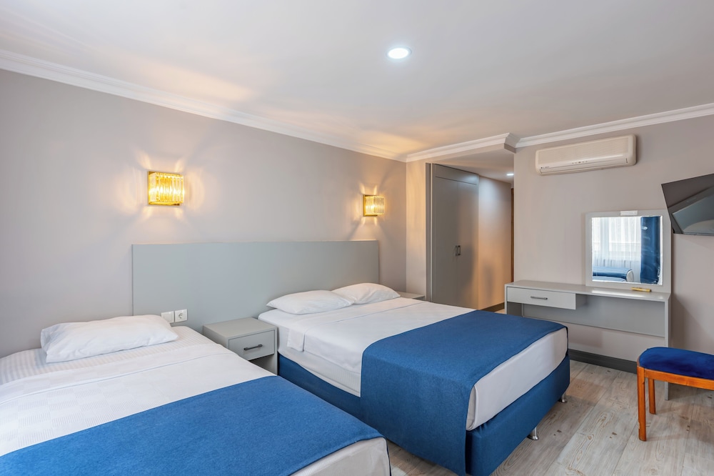 Safari Hotel 14/34