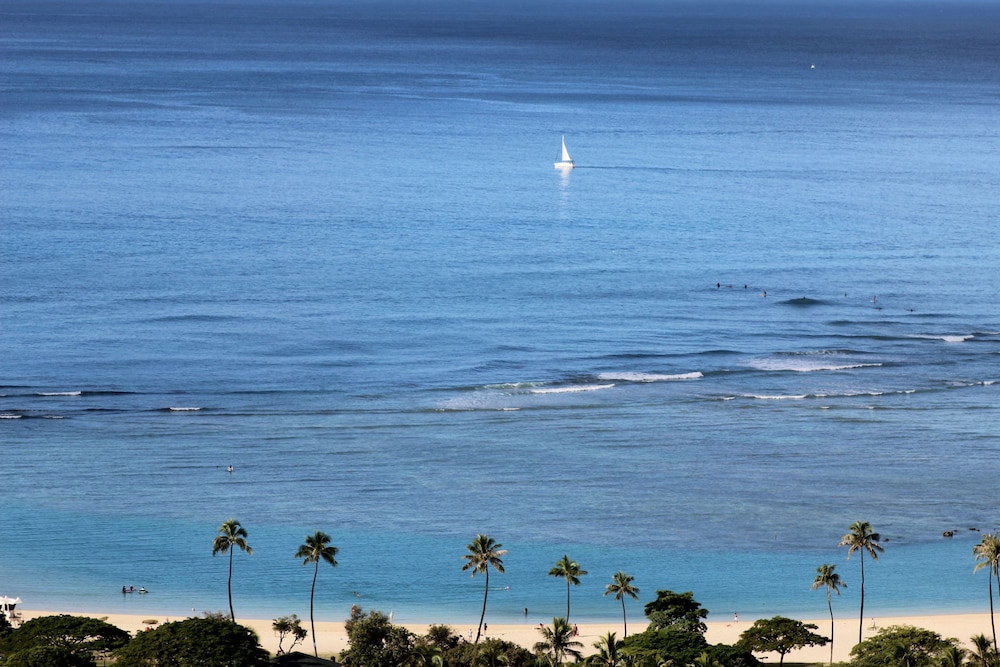 Ala Moana Hotel By Lsi Resorts 47/50