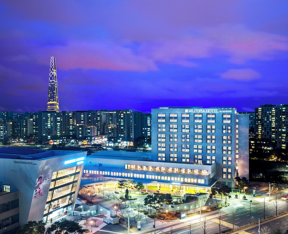 Wirye Militopia Hotel by Marine 2/62