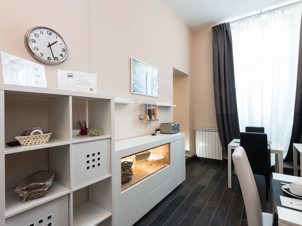 Arch Rome Suites 66/75