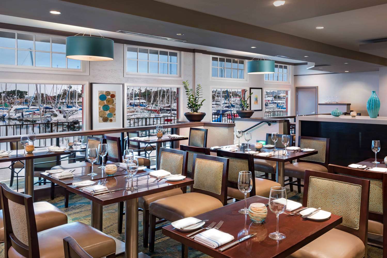 restaurant cafeteria