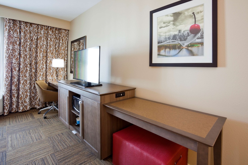 Hampton Inn Bloomington West 29/41