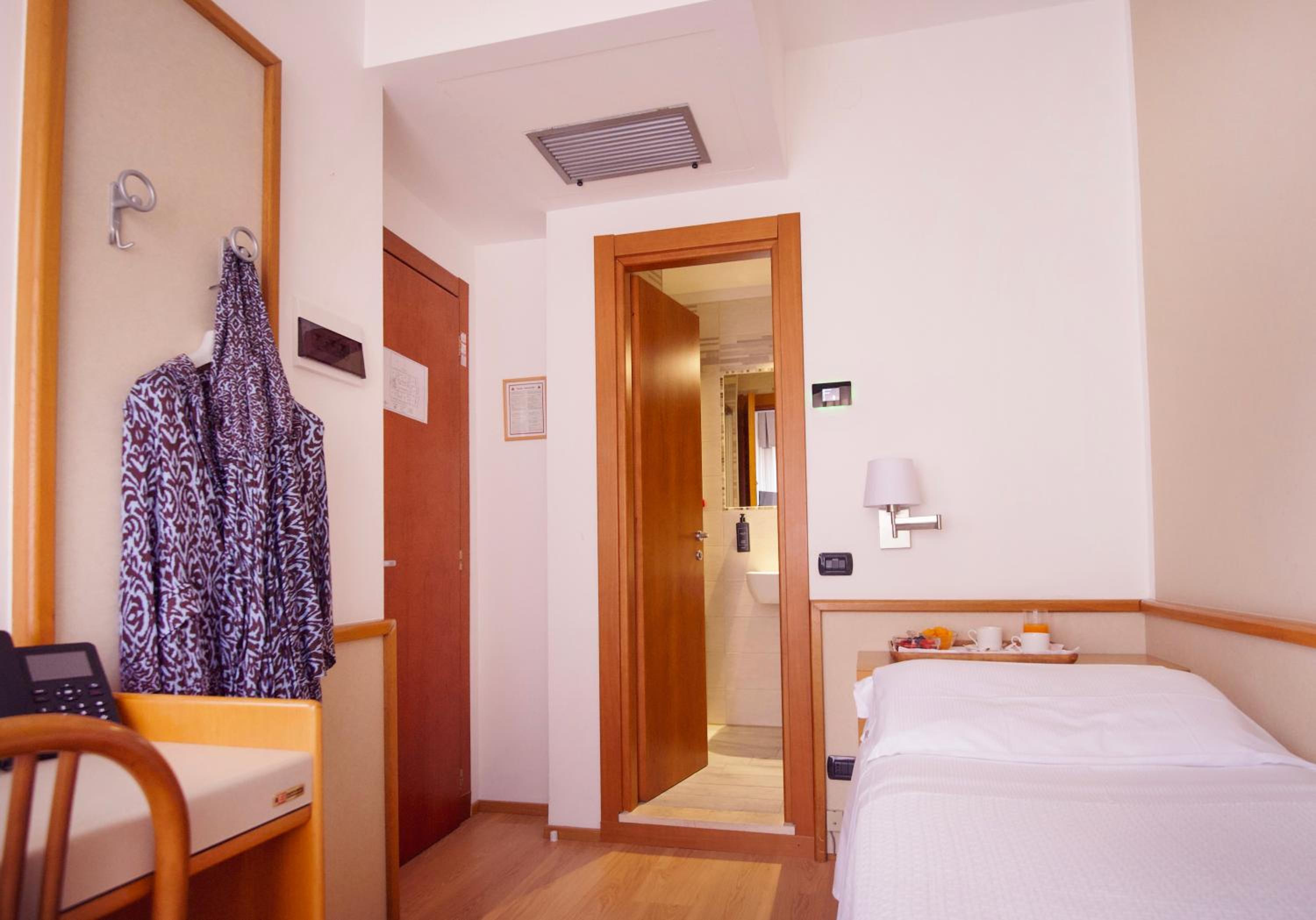 غرفة مفردة، Hotel Florida Lerici 3/17