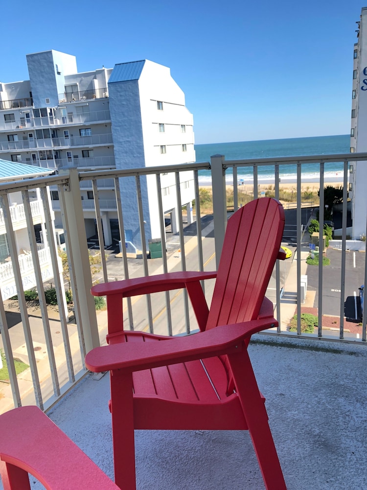 Bonita Beach Hotel 61/69