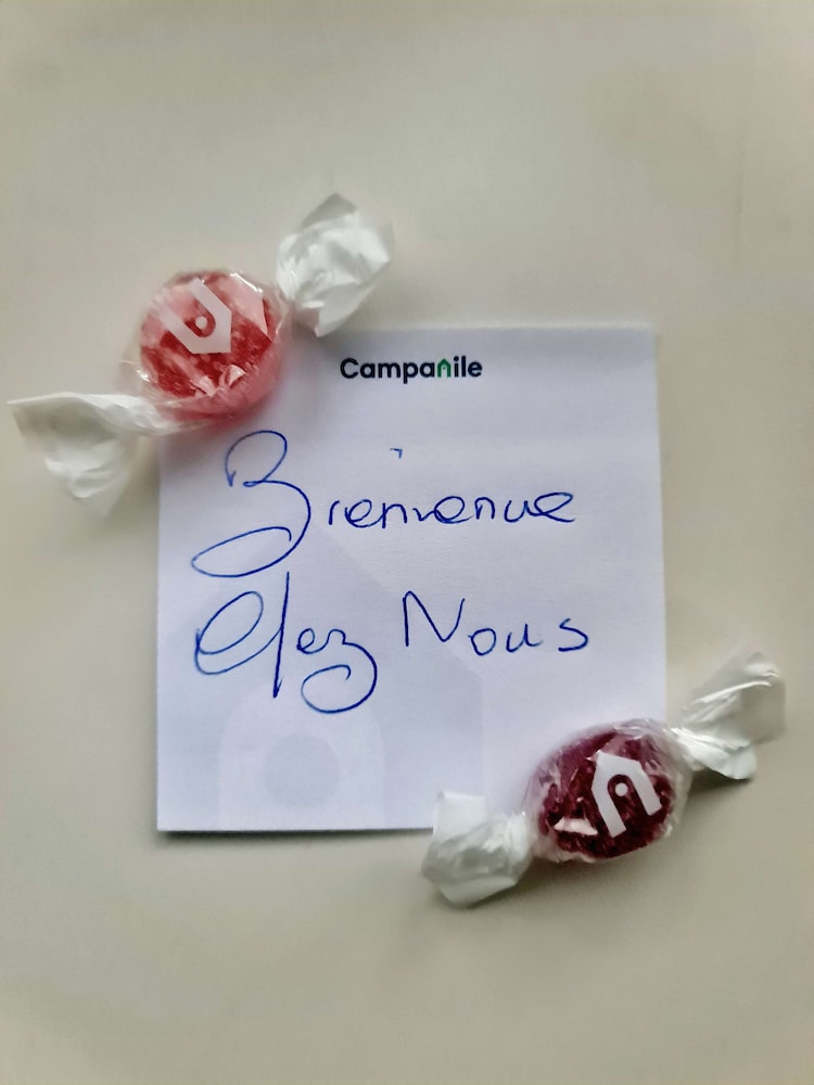 Campanile Chantilly 16/50