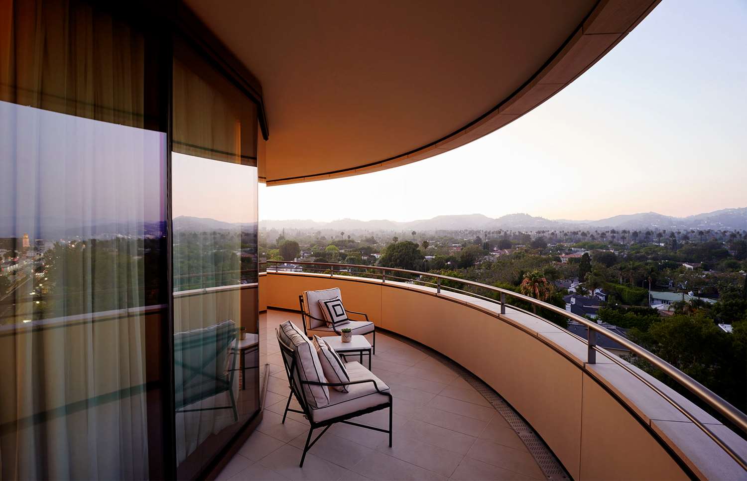 Suite, Beverly Hills View, Terrace