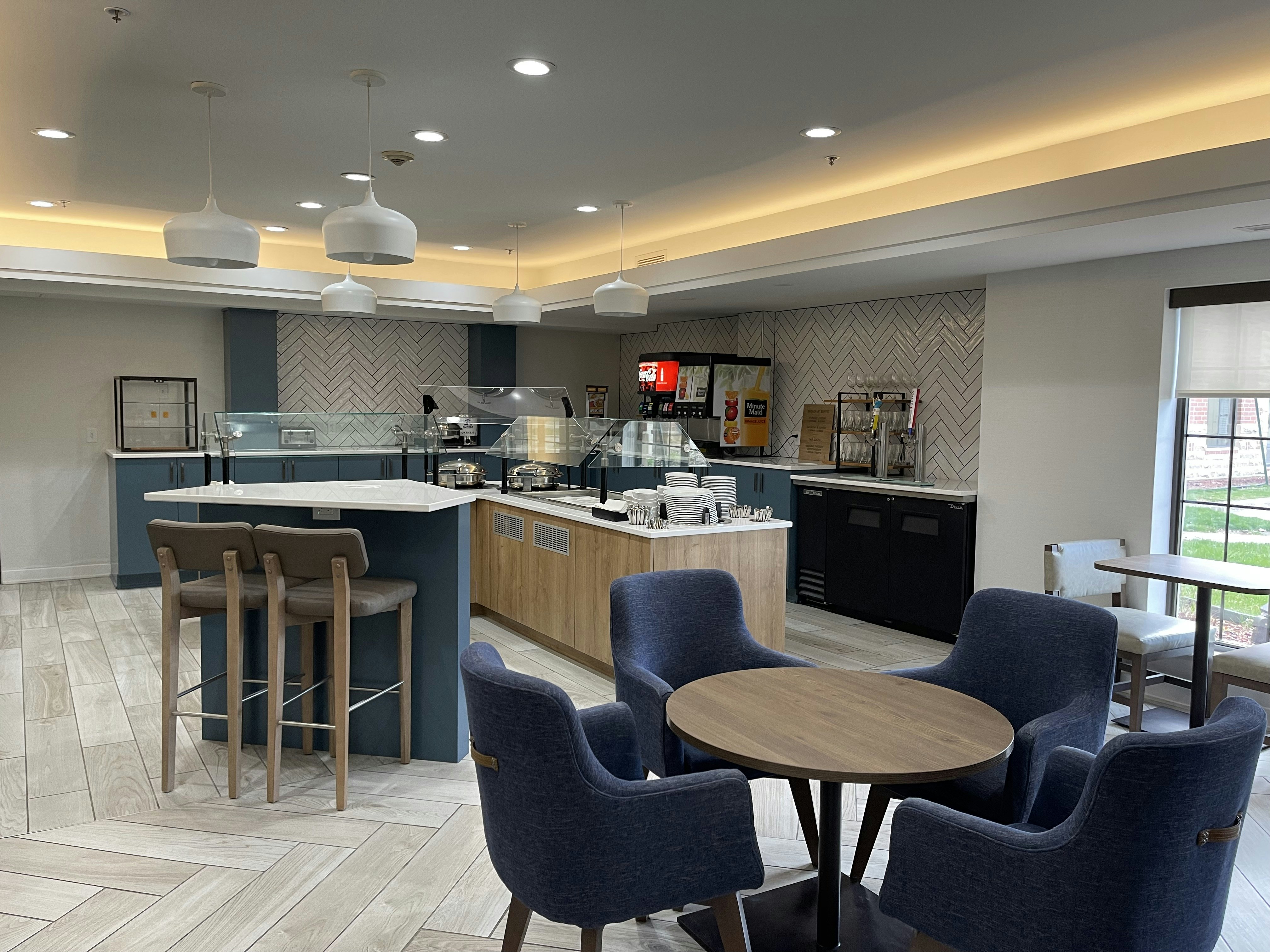 Staybridge Suites West Des Moines 60/76