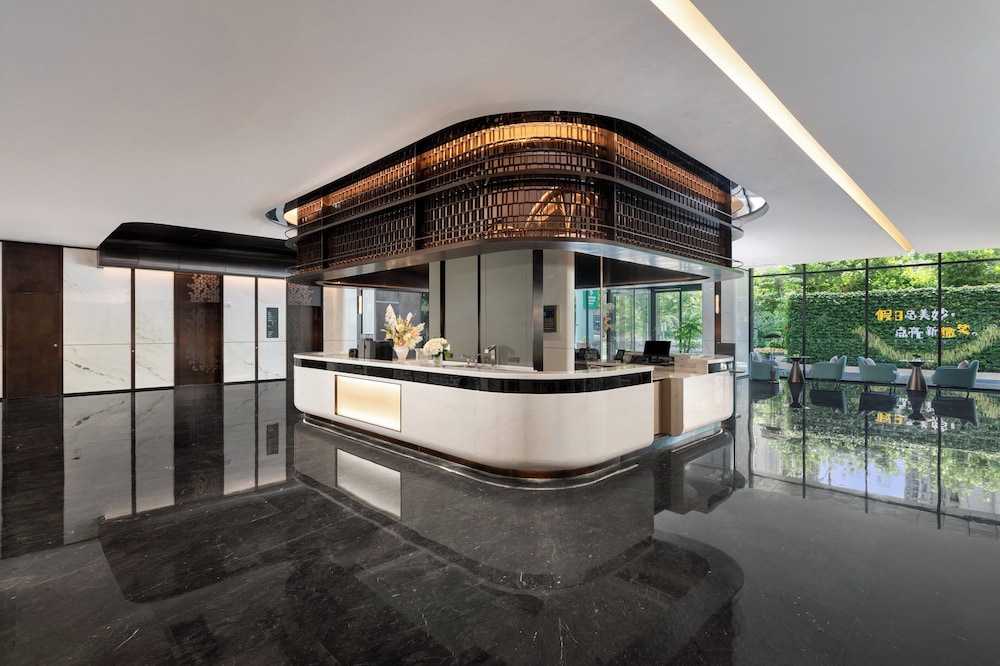 Holiday Inn Hotel & Suites Shanghai Changfeng by IHG 8/50