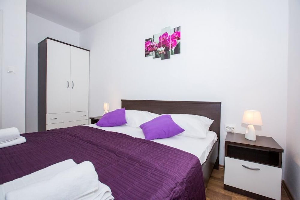 APARTMENTS VILLA ROZA 17/67