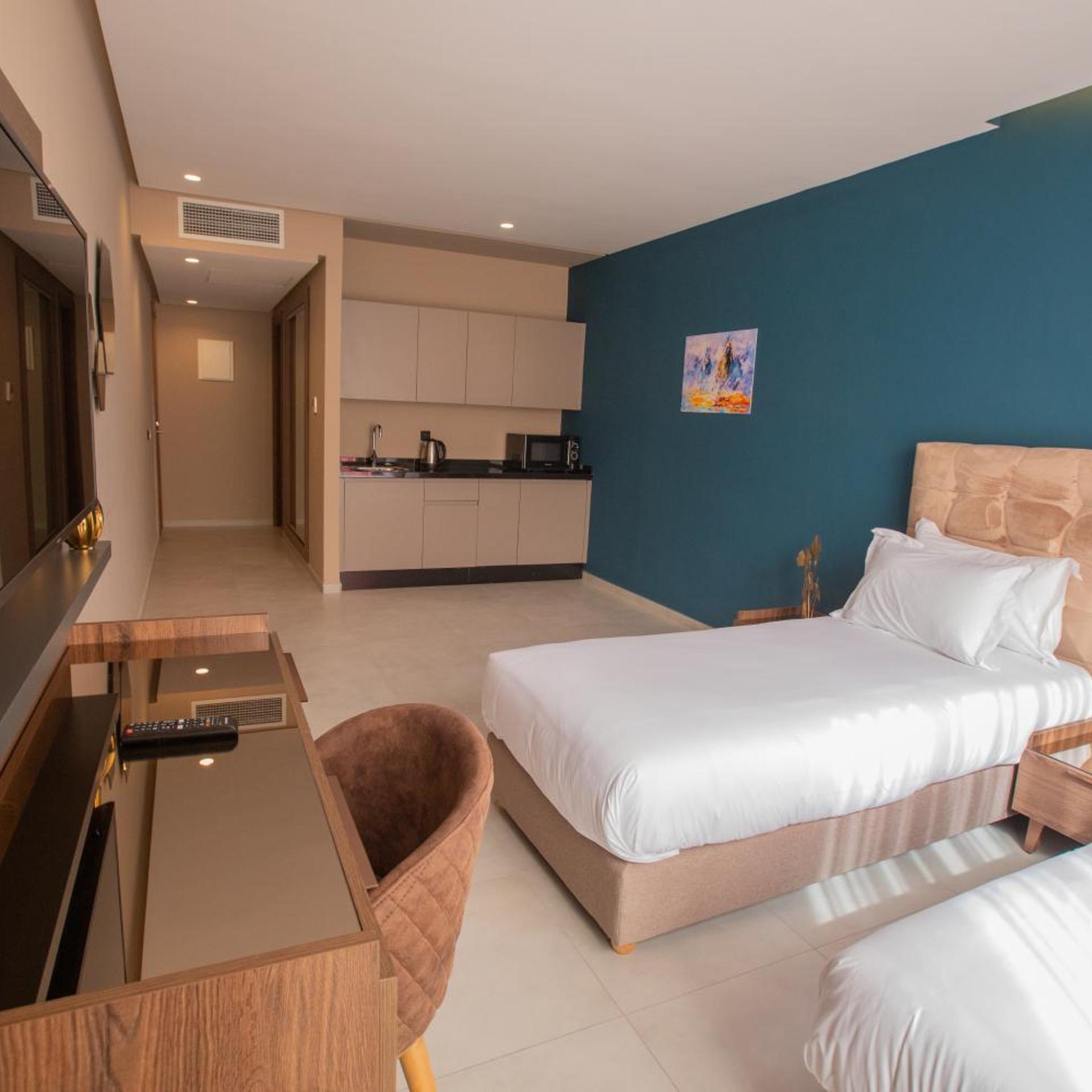Address Hotel 16/50