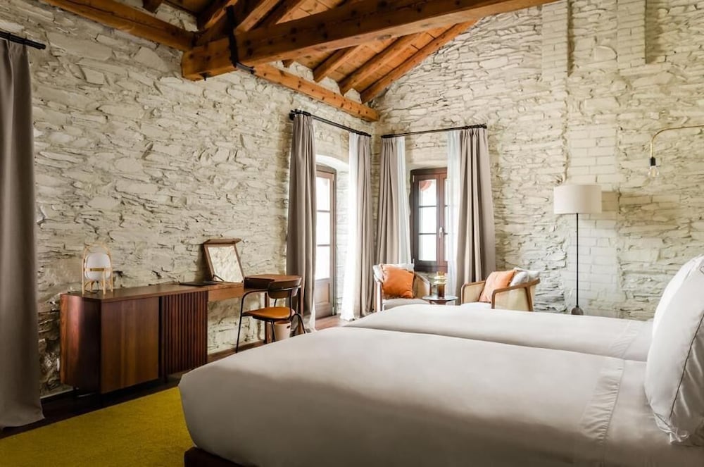 Mercer Hotel Torre del Remei 17/50