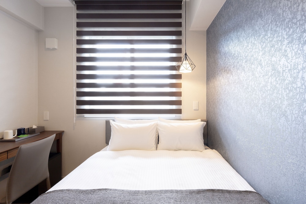M's Hotel Gojo Naginatagiri 12/35