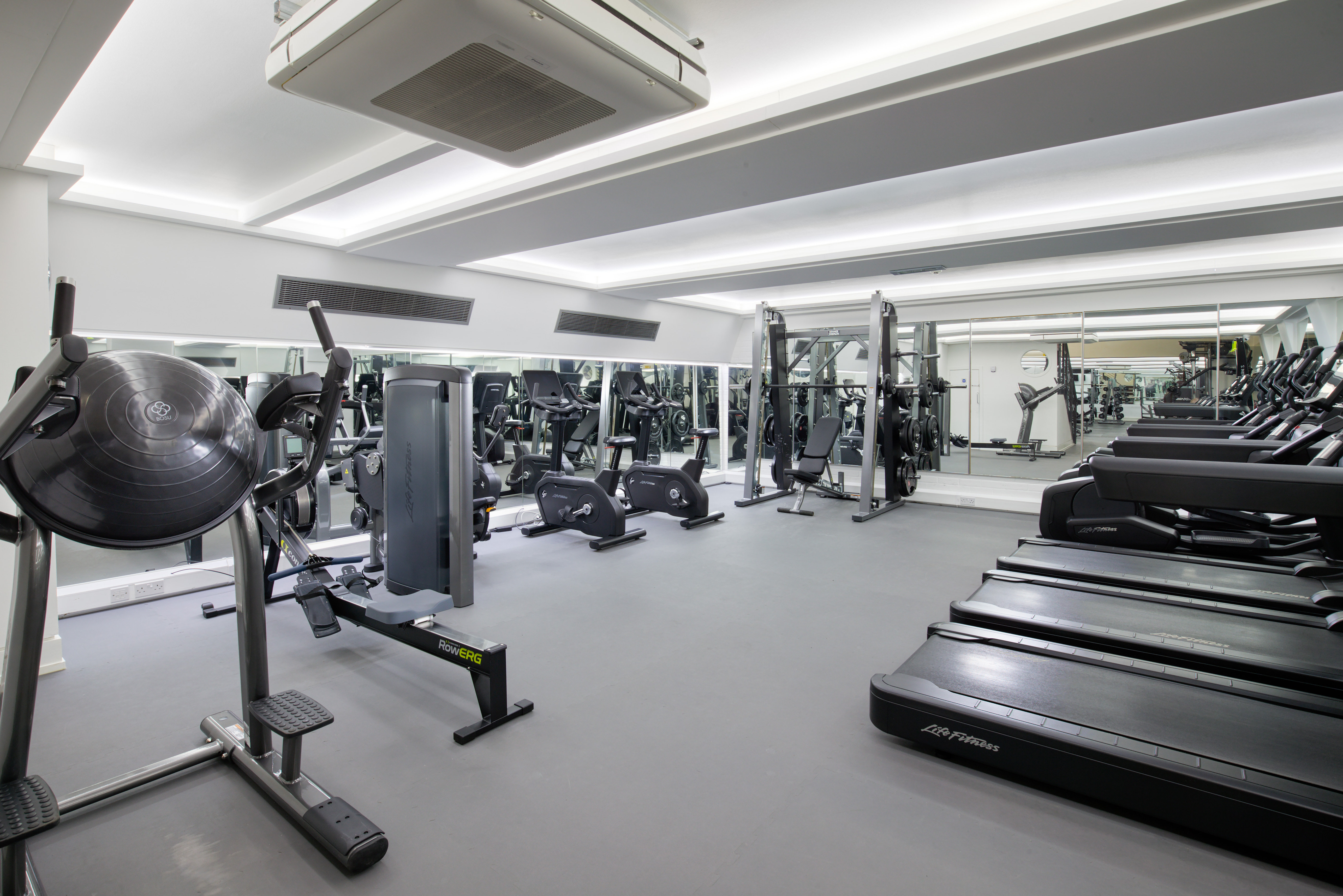 Holiday Inn London - Kensington High St. by IHG 42/81
