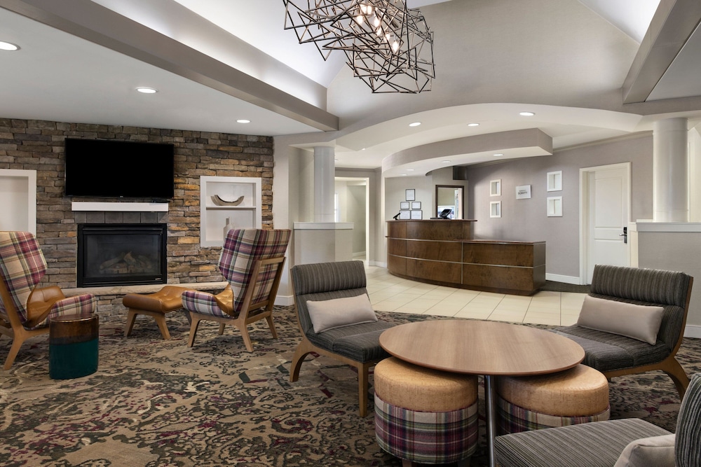 Residence Inn Mt Laurel At Bishop S Gate 32/40