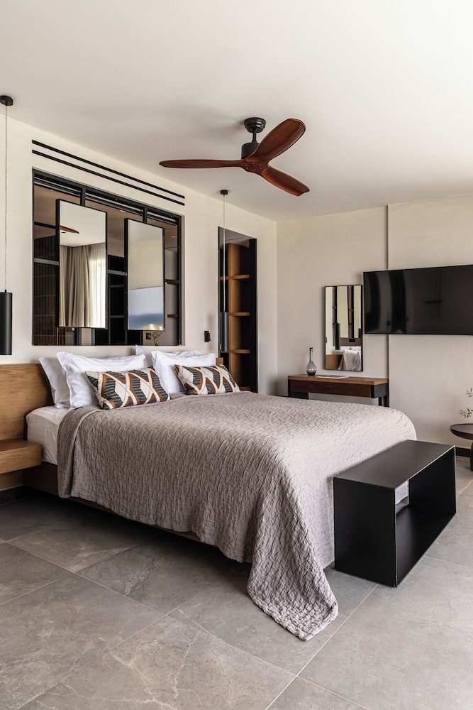 ISLAND, SUITE, SEA VIEW, PRIVATE POOL