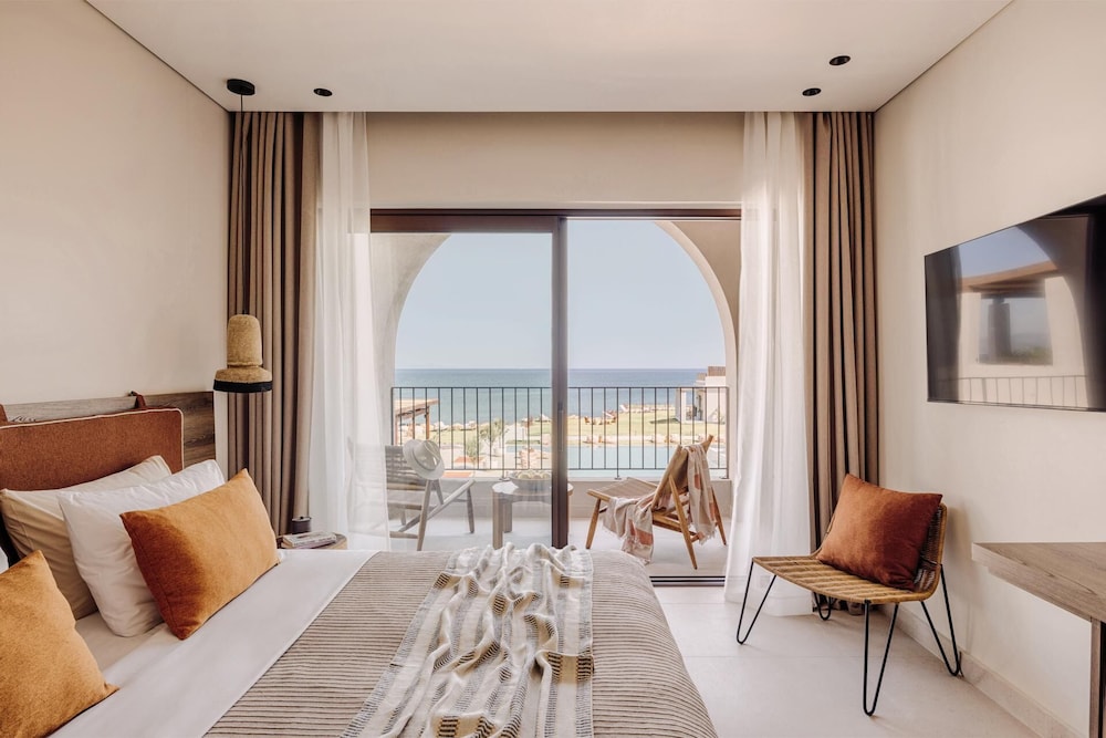 Cabo - Adults Only 12/75
