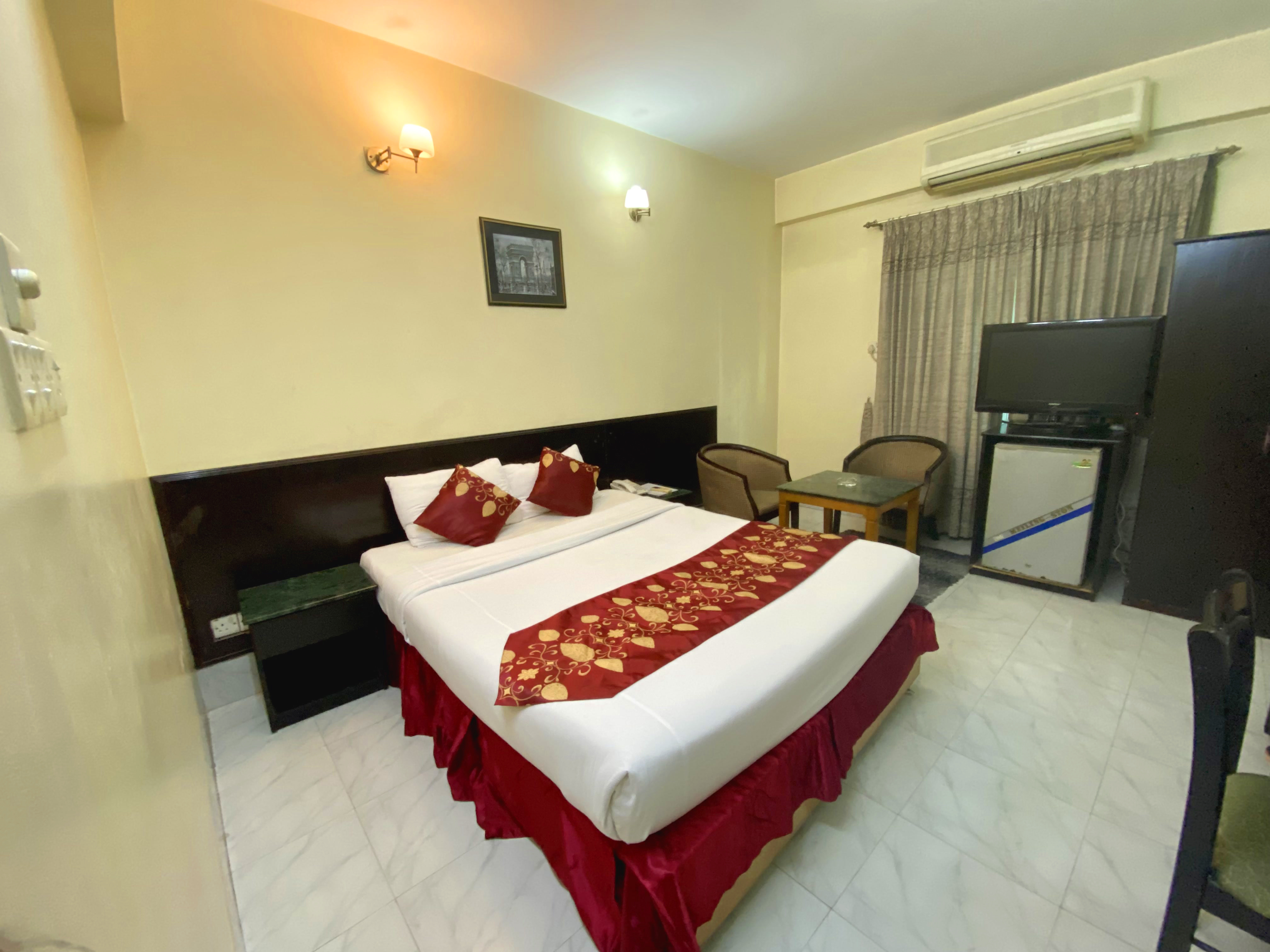 Room at QUALITY INN, DHAKA