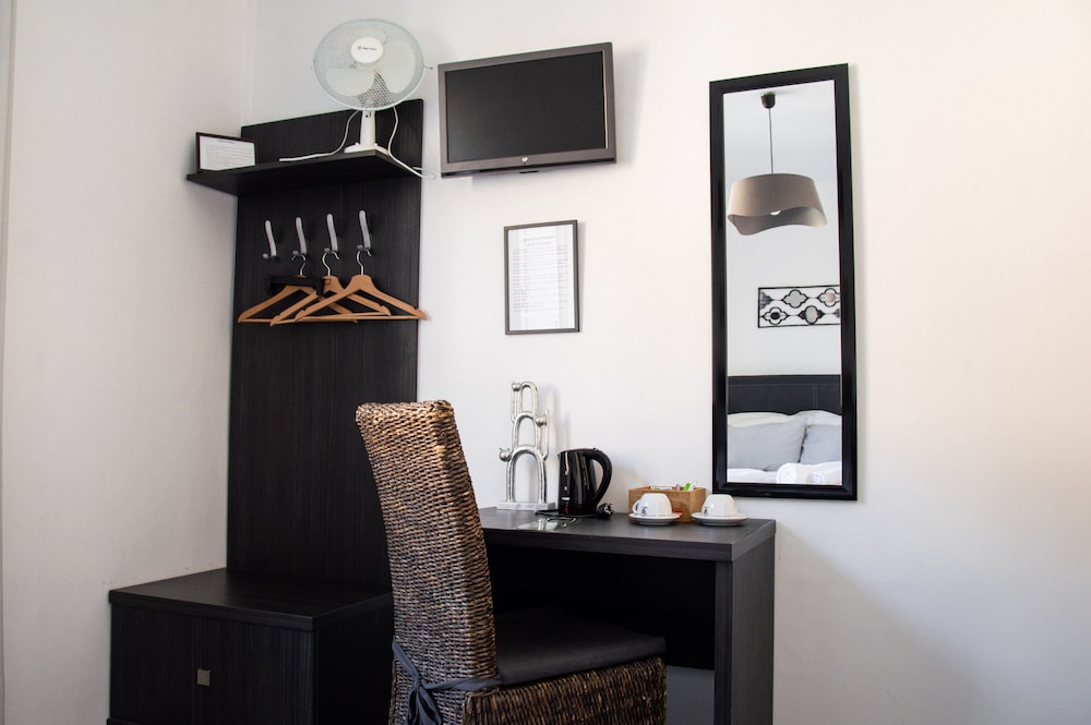 Hotel Le Tivoli Theopolis 3/47