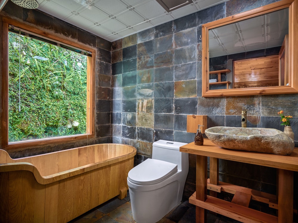 Laxsik Ecolodge 56/59