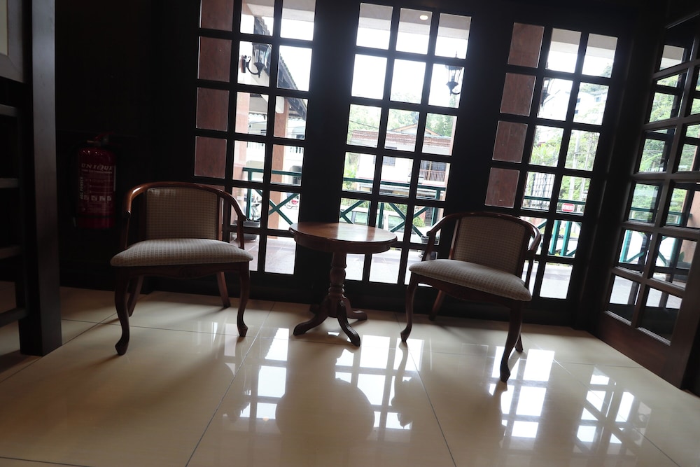Iris House Hotel 53/65