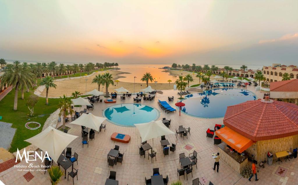منتجع هوليداي بيتش مينا شاطئ نصف القمر(Mena Holiday Beach Resort Half Moon Bay) 47/53