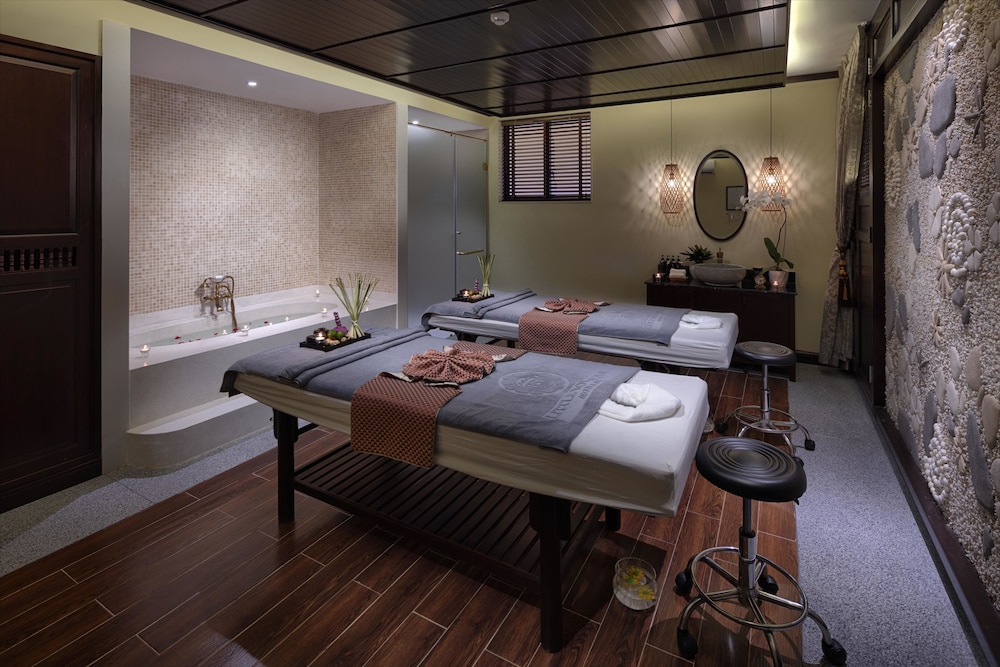 Little Riverside A Luxury Hotel & Spa 35/50
