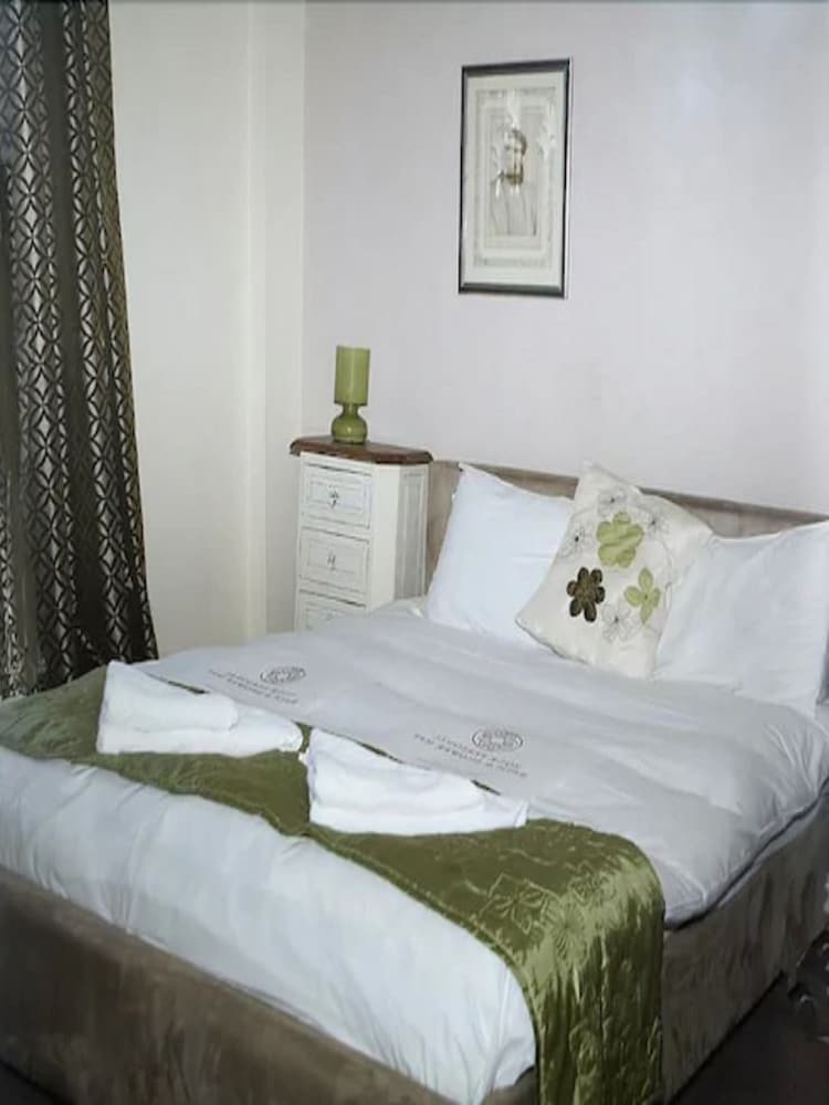 The White Hart Hotel 17/56
