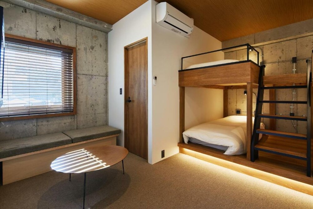 Mizuka Nakasu 5 - Unmanned Hotel - 49/50