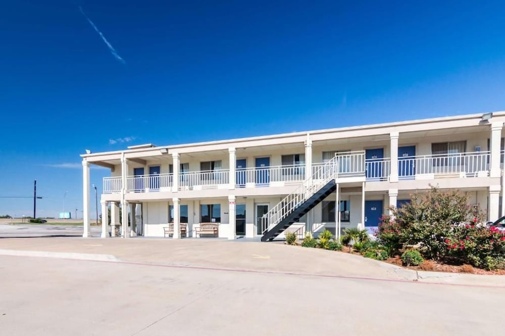 Motel6 Wichita Falls, TX - North in WICHITA FALLS - TX