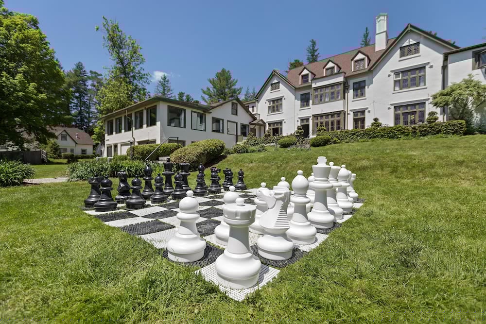 Seven Hills Inn 22/34