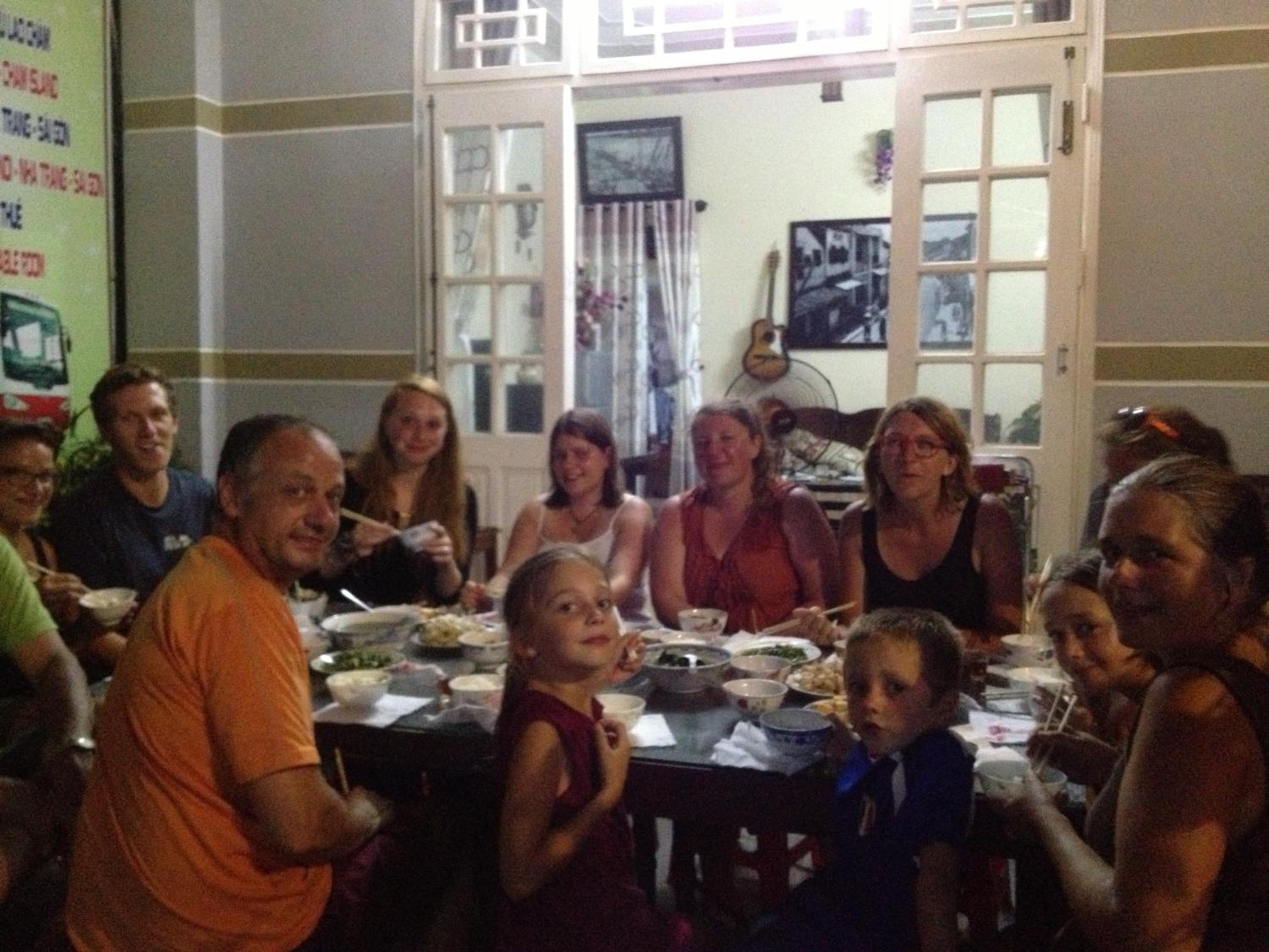 Homestay Hong Cong 33/38