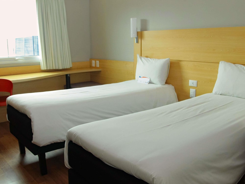 Ibis Puerto Montt 15/42
