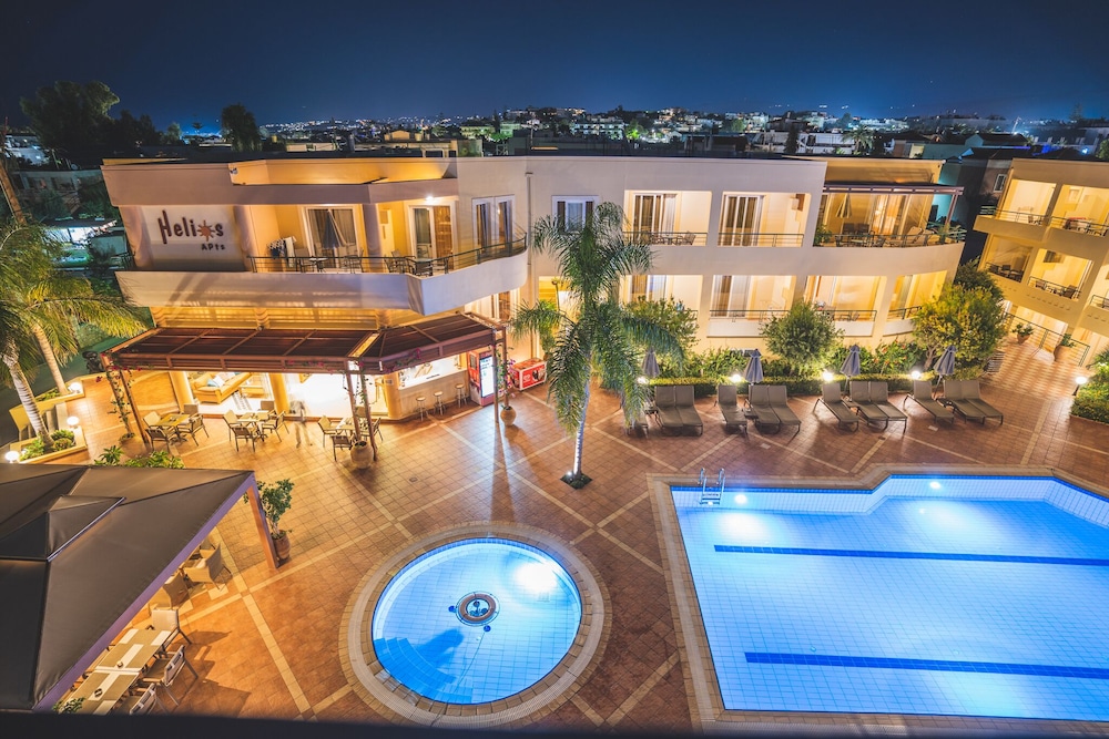Helios Apartments 3/50
