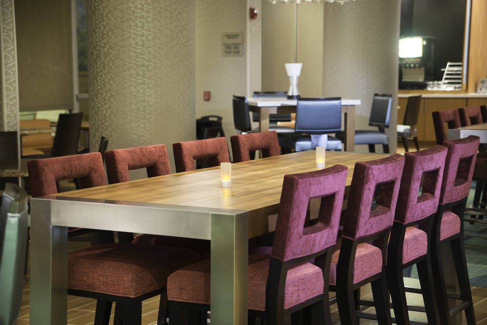 Springhill Suites Houston Westchase 36/45