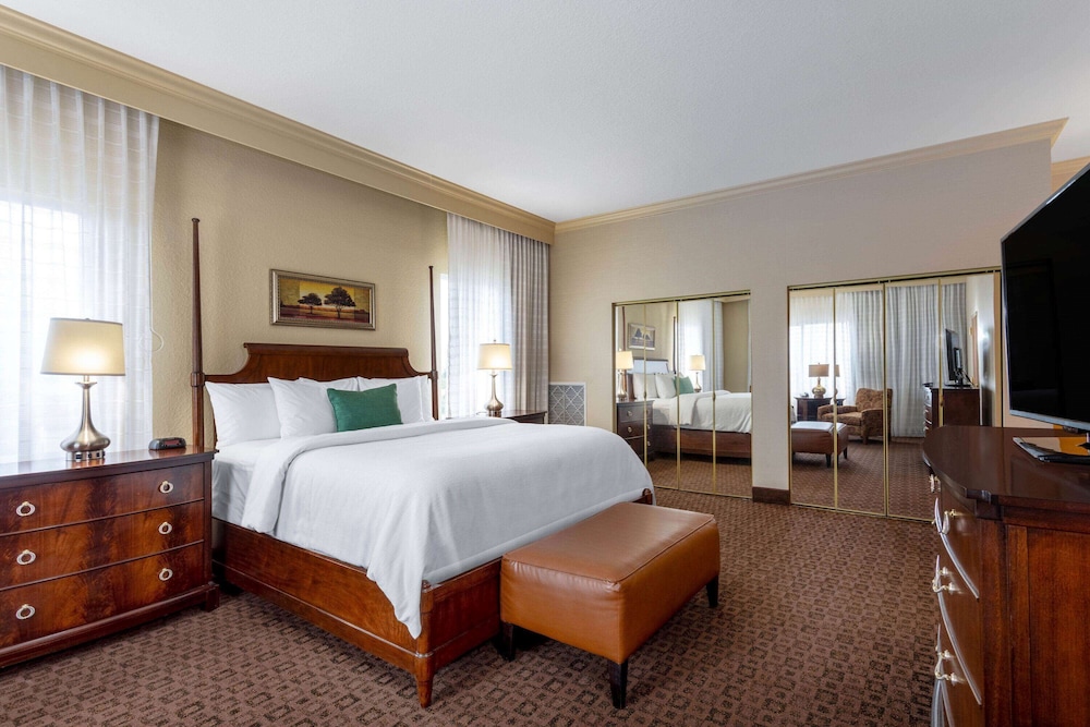 Hawthorn Suites by Wyndham West Palm Beach 14/53