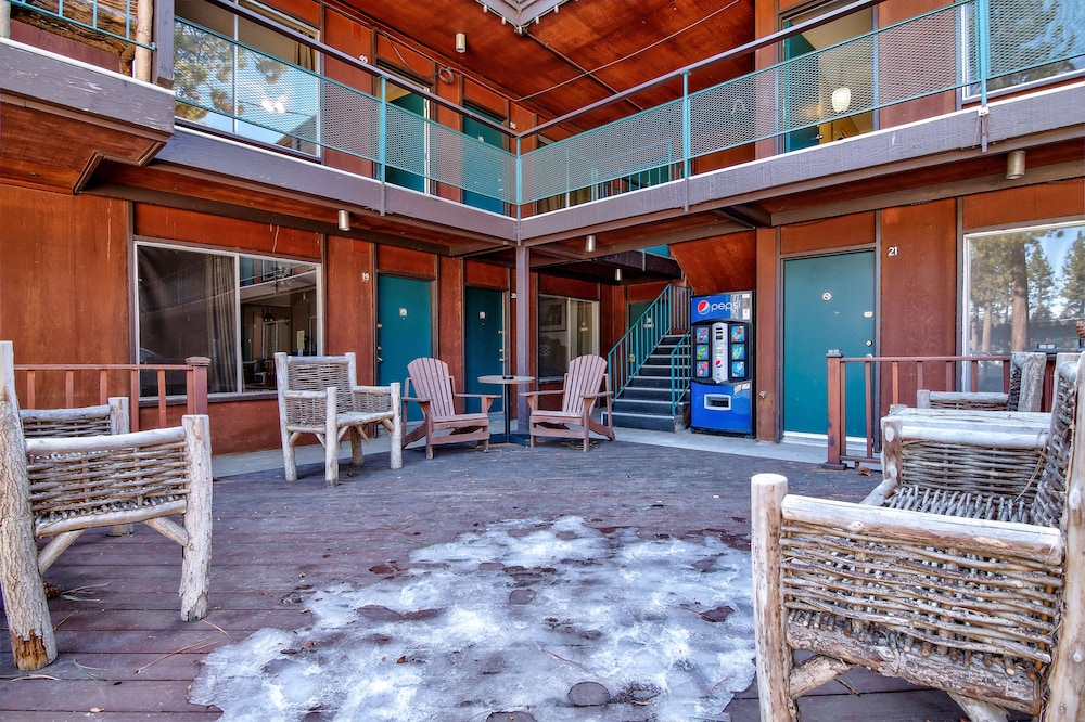 Lake Tahoe Ambassador Lodge 41/57