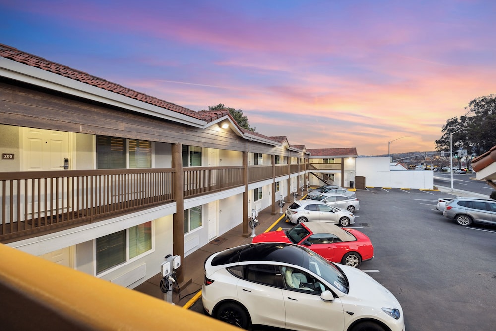Bayhill Inn San Bruno 31/36