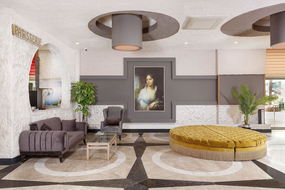 Dedeman Kemer Resort 40/50