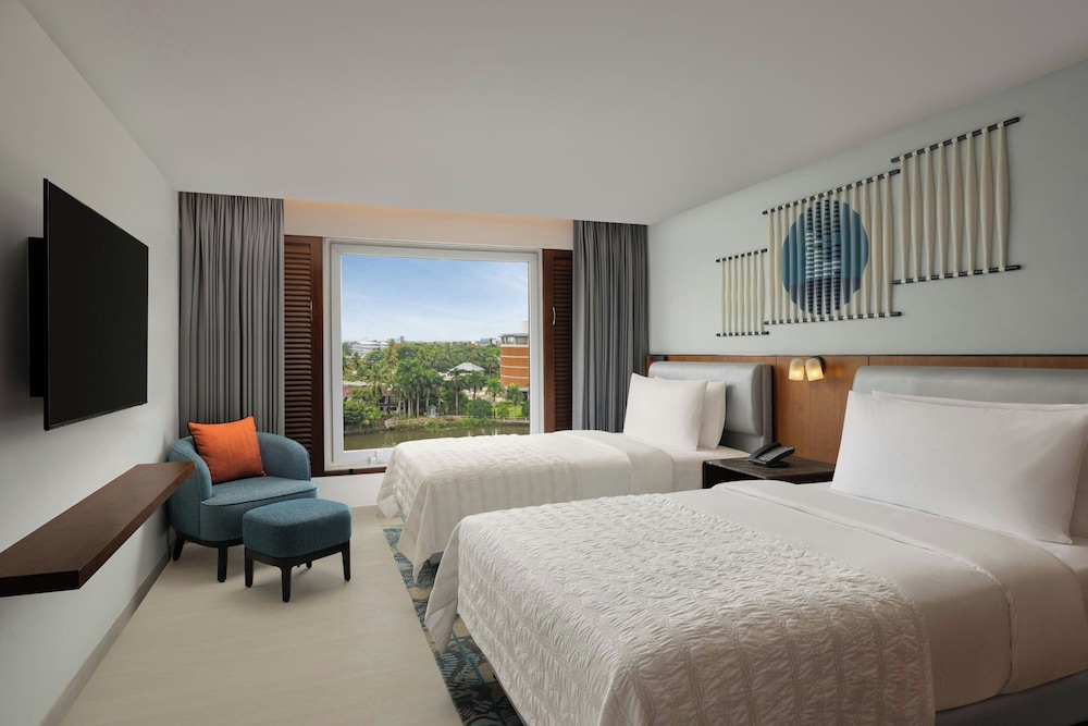 Backwater, Island, Suite, Twin Beds, Balcony