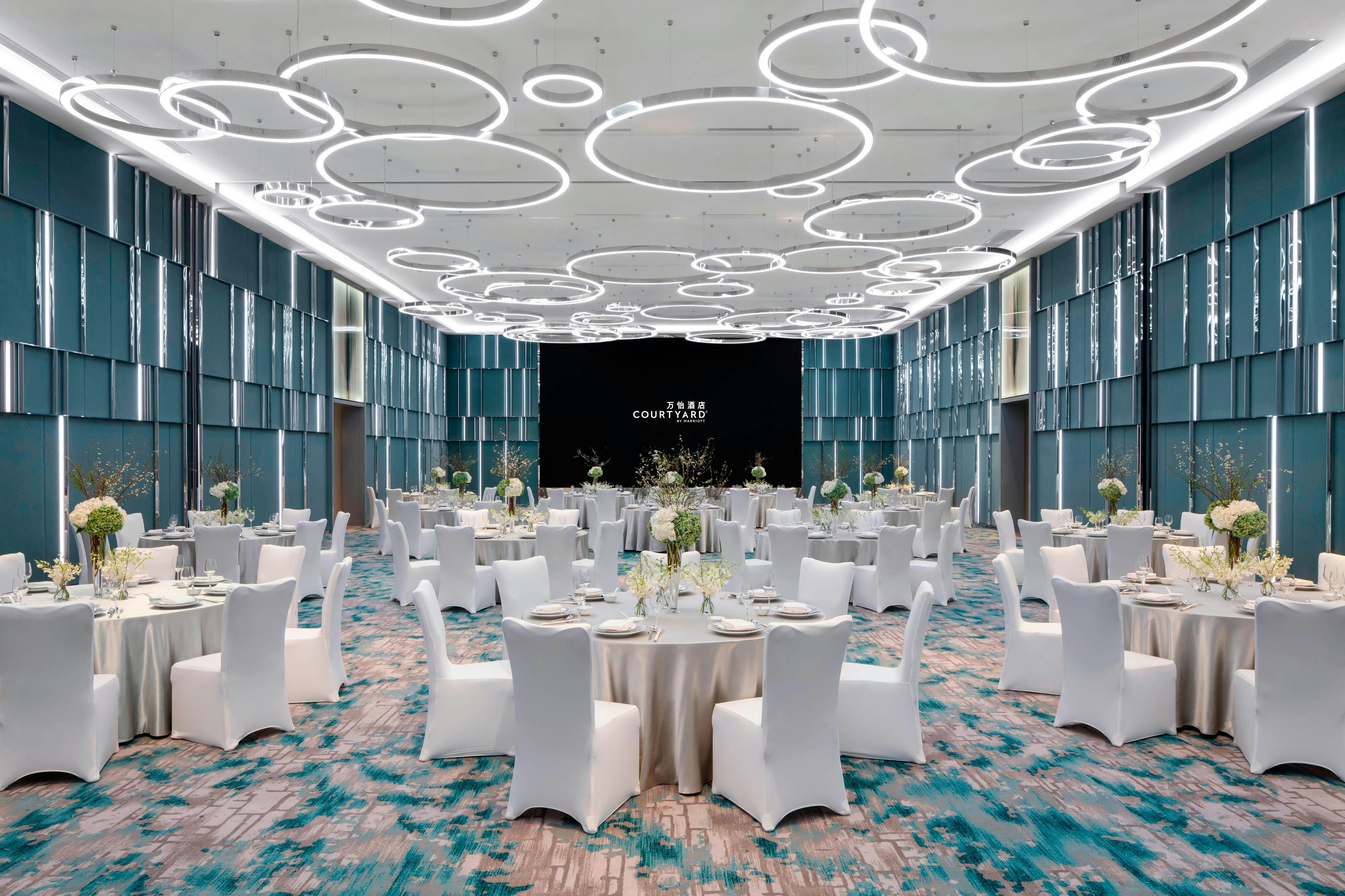 Courtyard By Marriott Shanghai Minhang 15/17