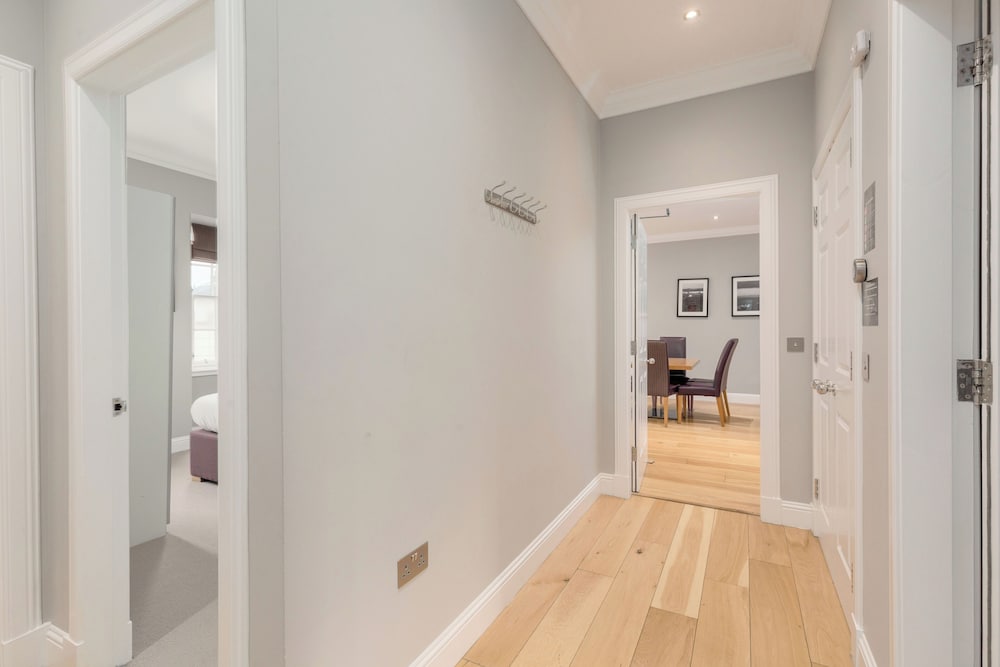 Destiny Scotland - Princes St Residence 23/50