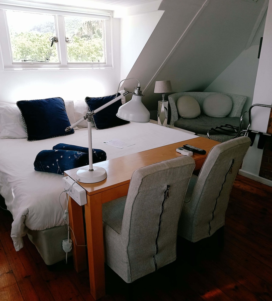 Ashby Manor Guest House 32/50